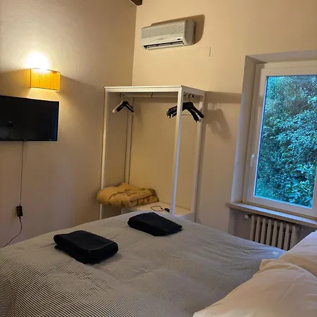 Lara Bed & Breakfast