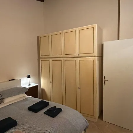 Lara Bed & Breakfast